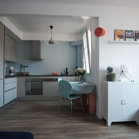 Superb 15 Minutes From The Eiffel Tower Apartment *